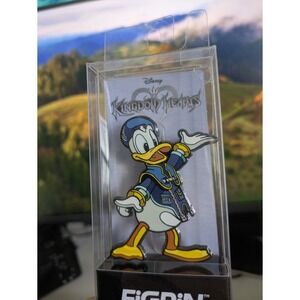 Disney Kingdom Hearts FIGPIN  Donald Duck #147  Soft Case New In Packaging